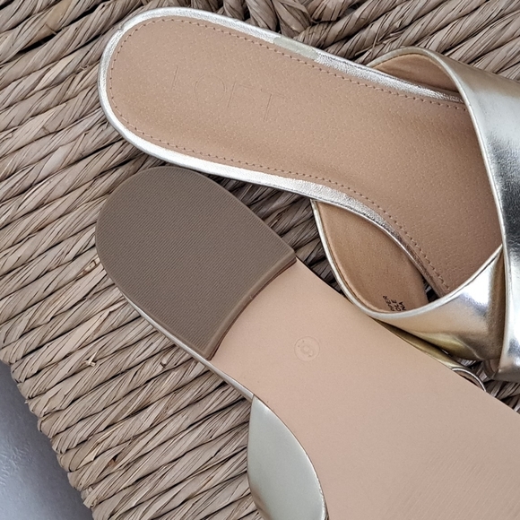 Loft metallic gold size 6 flats - Picture 4 of 5